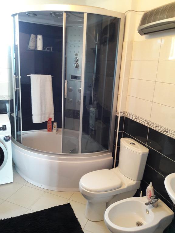 Guest'S House "Lindi&Roni" Apartment Ulcinj Exterior foto