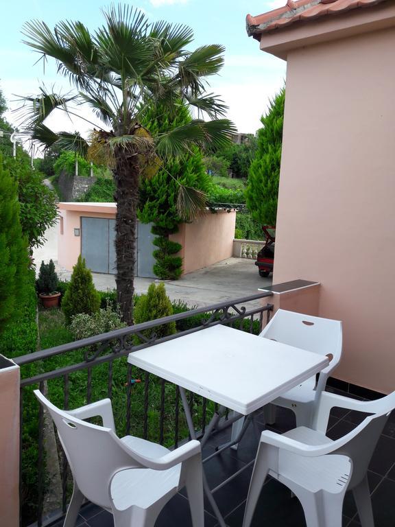 Guest'S House "Lindi&Roni" Apartment Ulcinj Exterior foto